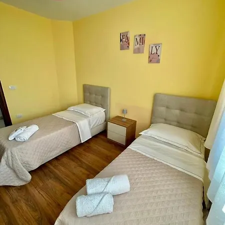 Premium Apartment *
