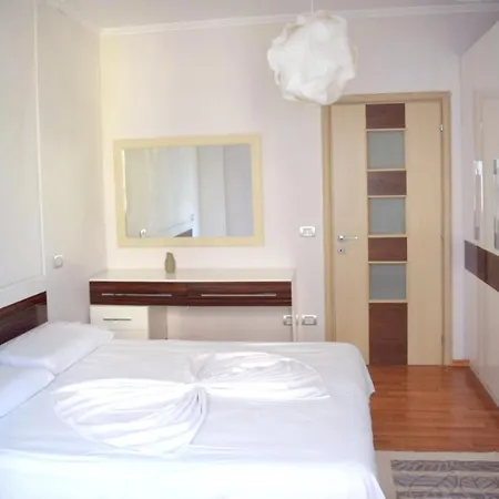 Compas Apartament Durrës